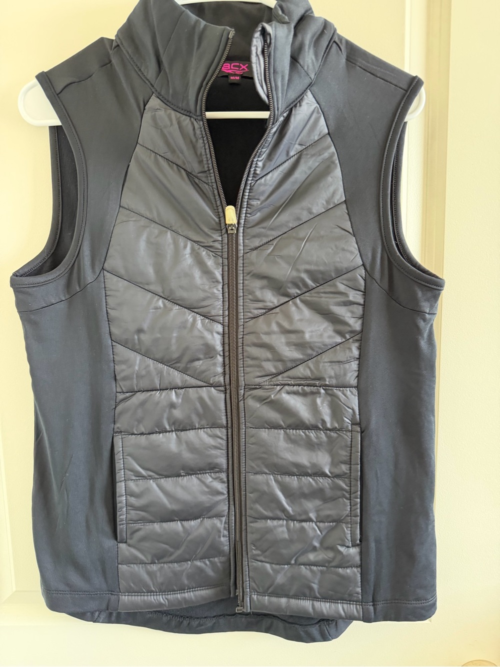 🥭2 for $9 ACX Women's Black Activewear Vest